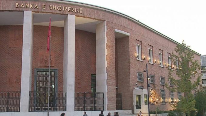 Paradoksi i sektorit te ndertimit - Rritet siperfaqja e ndertimit por jo kreditimi i sektorit